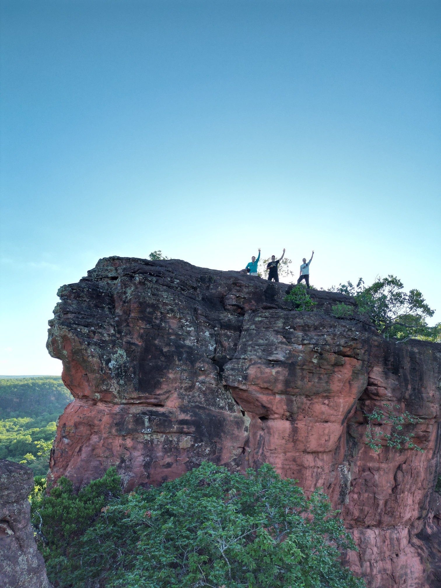 Viagem de moto aos atrativos naturais da Serra do Roncador em Mato Grosso. 